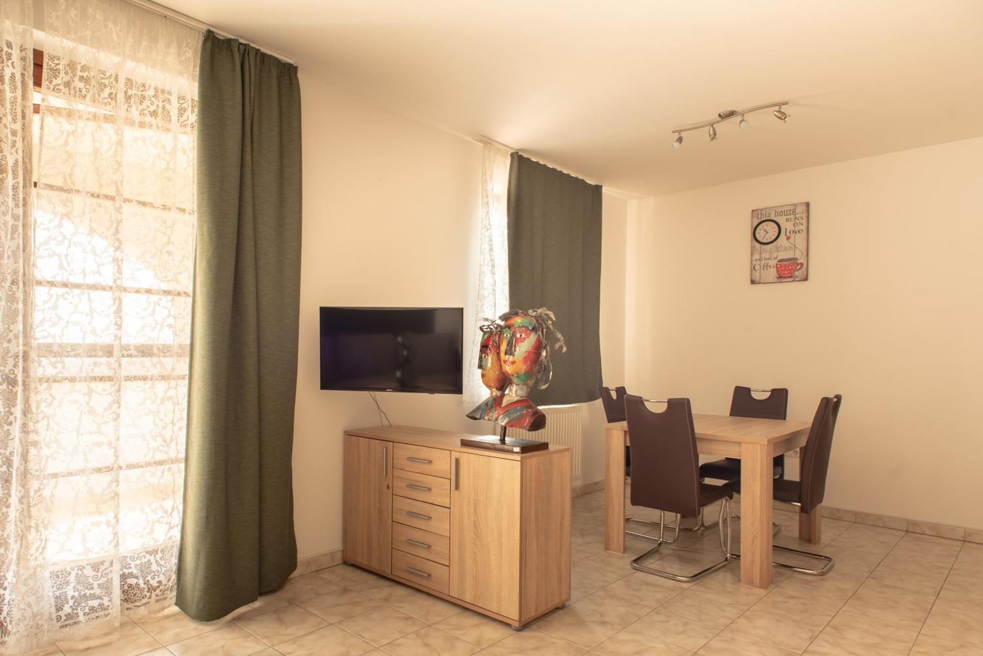 Modor Apartman Alsópáhok 外观 照片