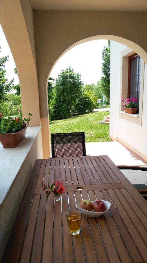 Modor Apartman Alsópáhok 外观 照片