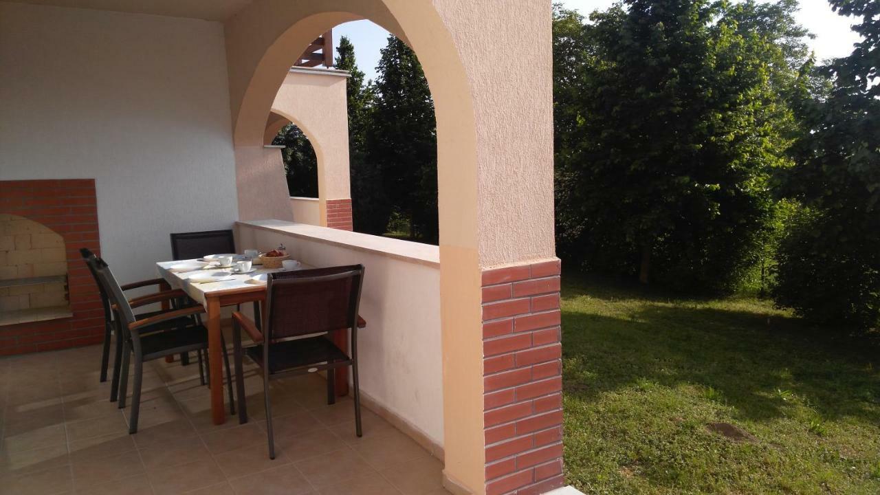 Modor Apartman Alsópáhok 外观 照片